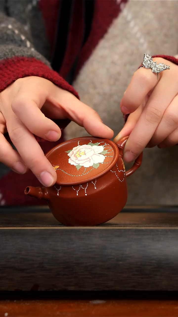 【闪购商品】紫砂茶壶大红袍牡丹汉瓦壶