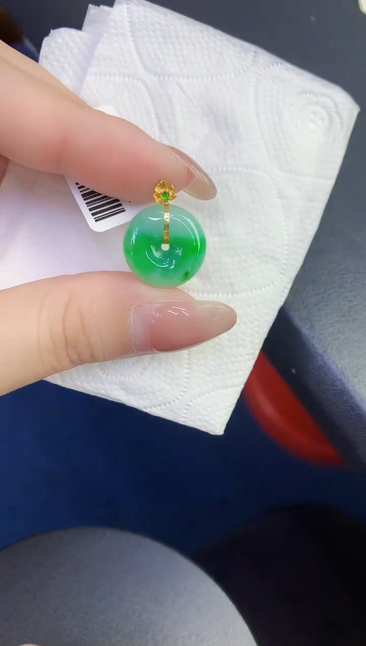 颈饰18K金镶嵌翡翠缅甸天然翡翠A货