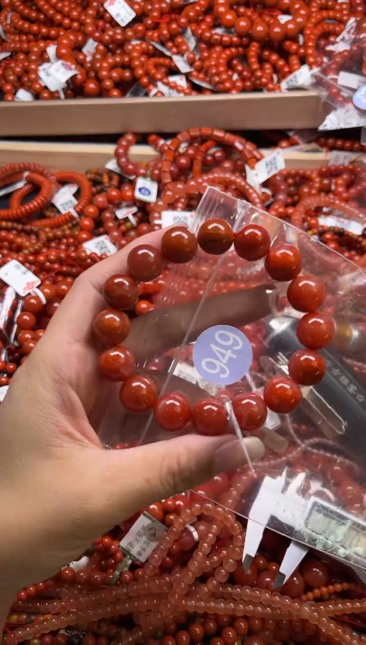 南红玛瑙未镶嵌珠宝奇石949-12