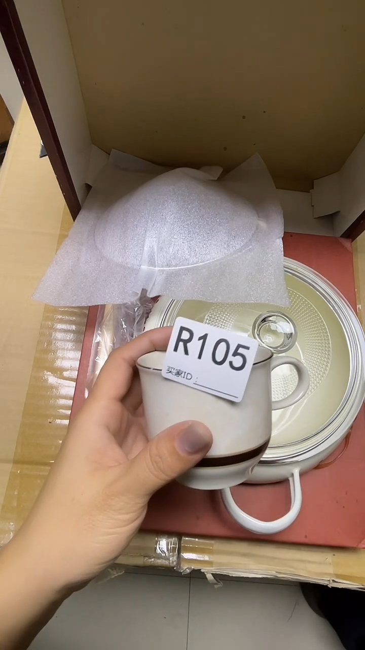 瓷片椰****️R105默认微瑕，谨慎参拍