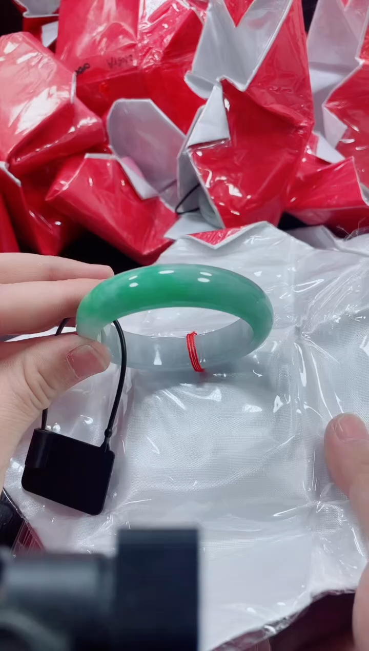 非金属无小哥 216号手镯 57.7圈口