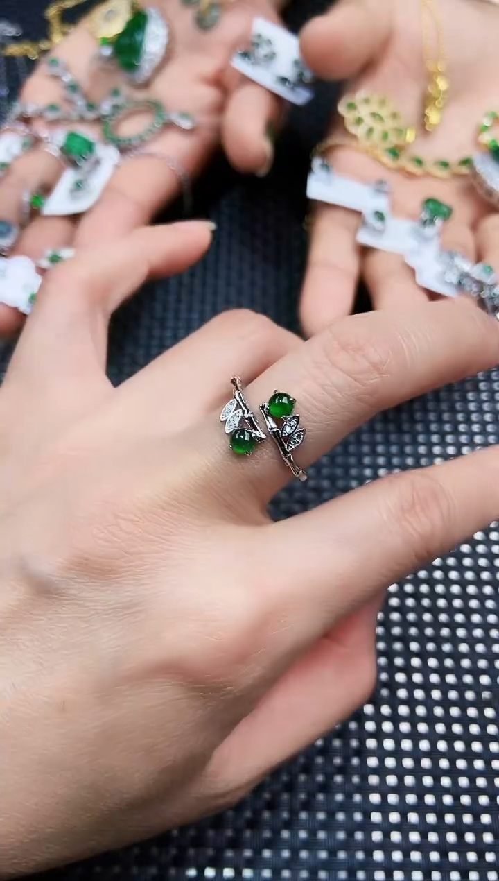 【闪购商品】翡翠戒指未镶嵌111111111