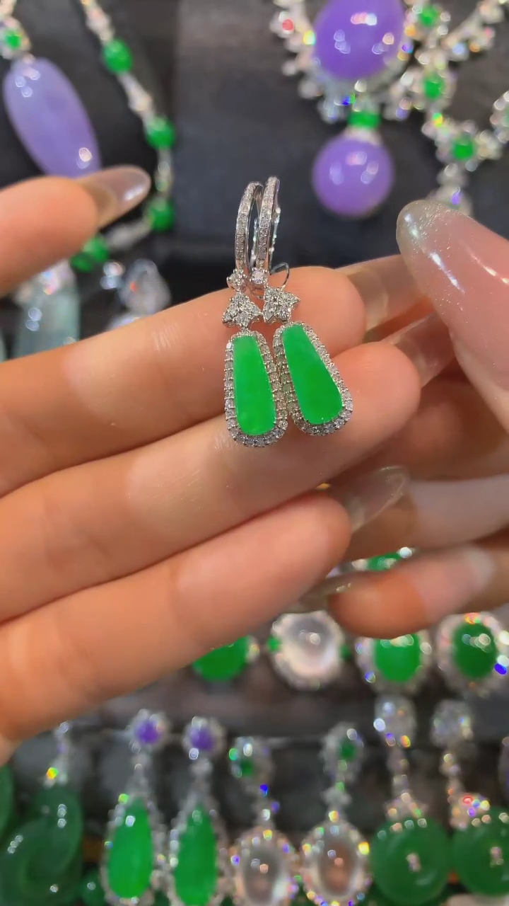 【闪购商品】翡翠耳饰18K金镶嵌耳饰