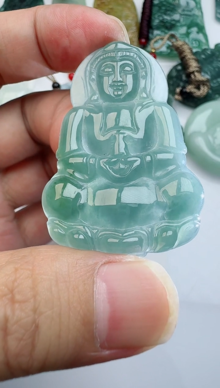 【闪购商品】翡翠颈饰未镶嵌多样性随机发其一