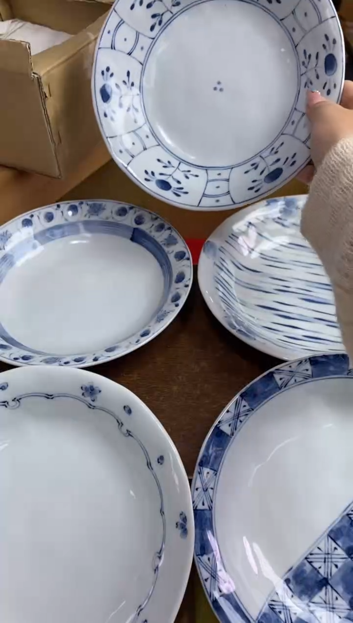 【闪购商品】瓷片隆莲瓷器欢迎大家