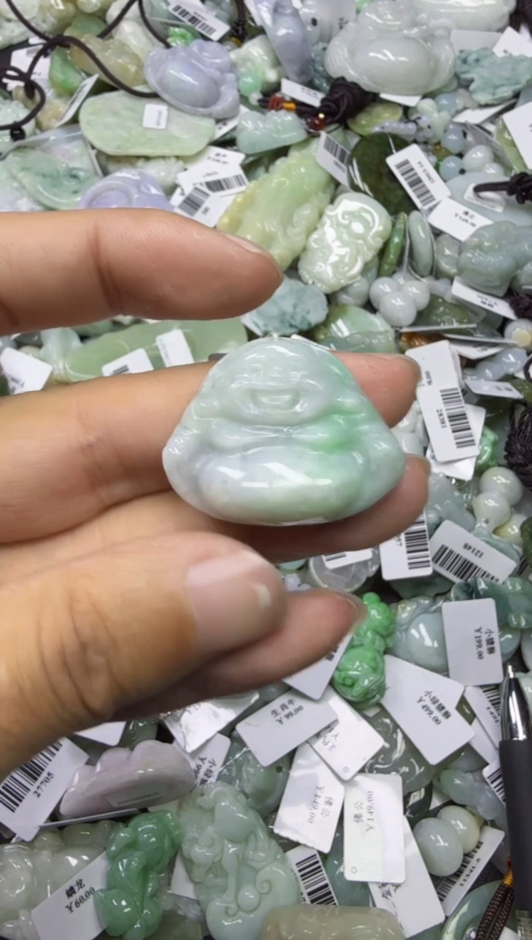 【闪购商品】翡翠颈饰未镶嵌00018812