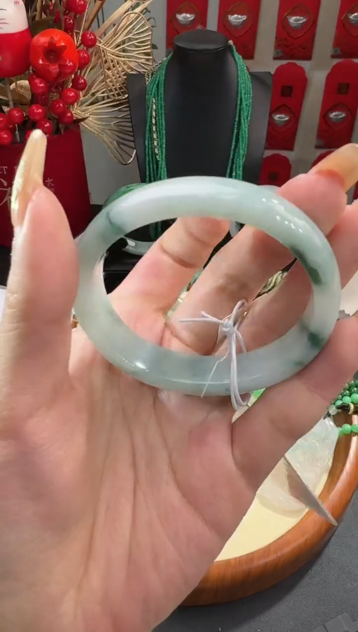 【闪购商品】翡翠手镯未镶嵌手镯