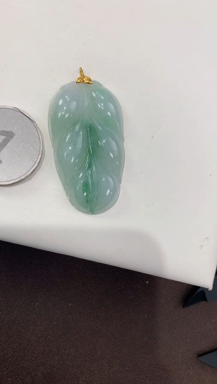 颈饰18K金镶嵌翡翠天然缅甸A货翡翠