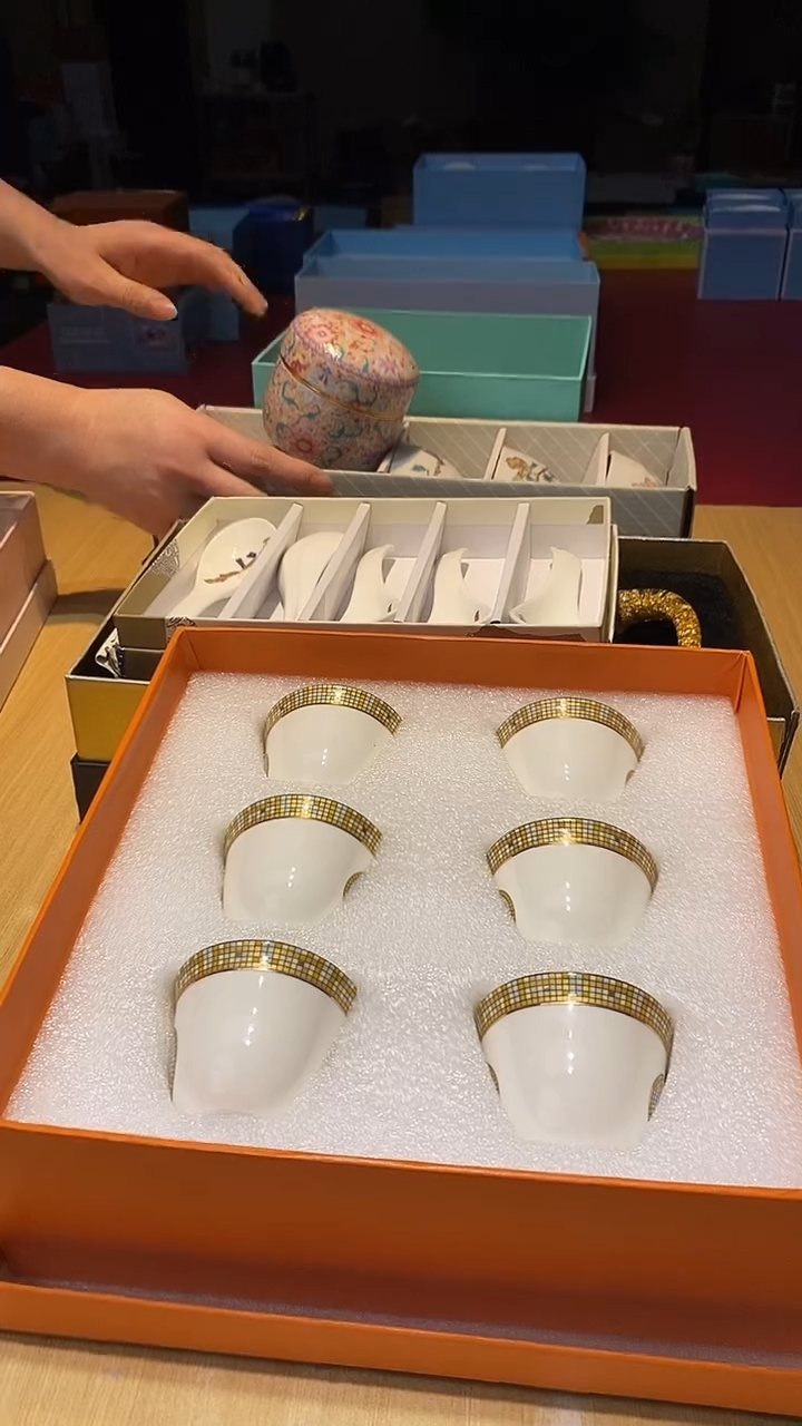 瓷片生活的本意是开心啊@@1