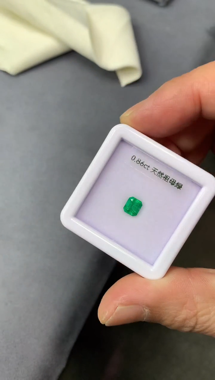【闪购商品】祖母绿裸石未镶嵌0.86ct 8