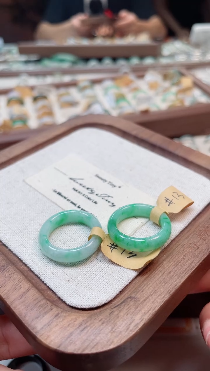 翡翠戒指未镶嵌0000062