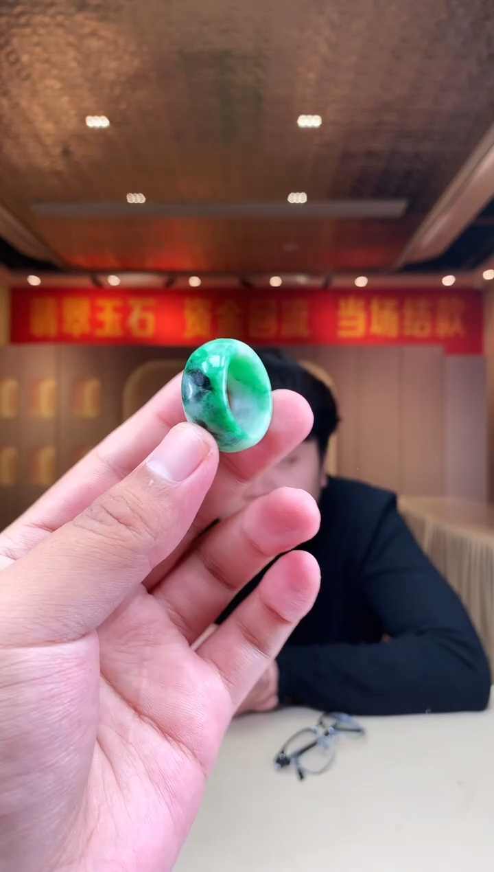 【闪购商品】定制翡翠未镶嵌           *547