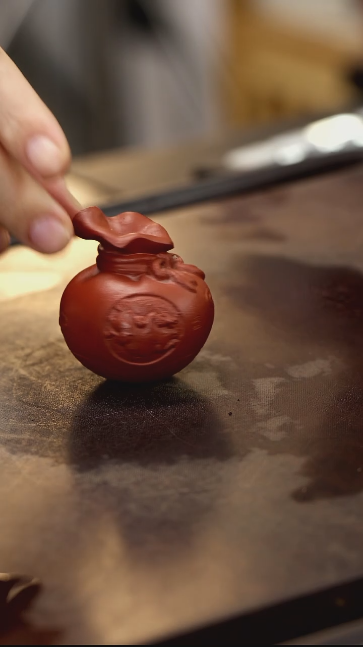 紫砂茶宠紫砂钱袋子