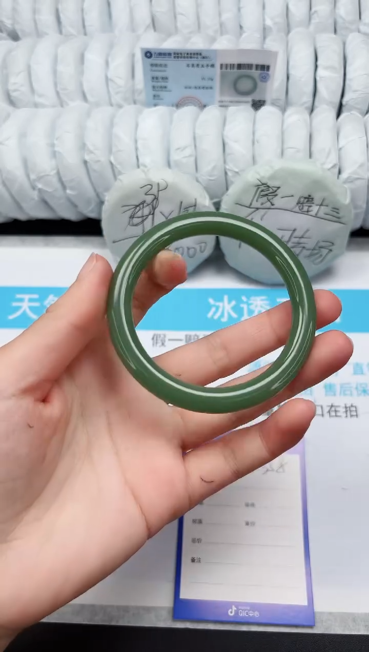 【闪购商品】石英质玉手镯合金358-59