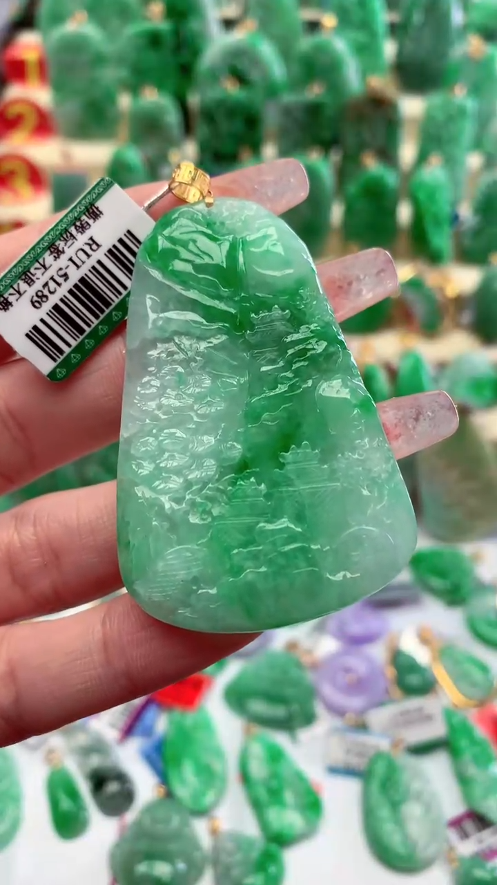 【闪购商品】翡翠颈饰18K金镶嵌挂件