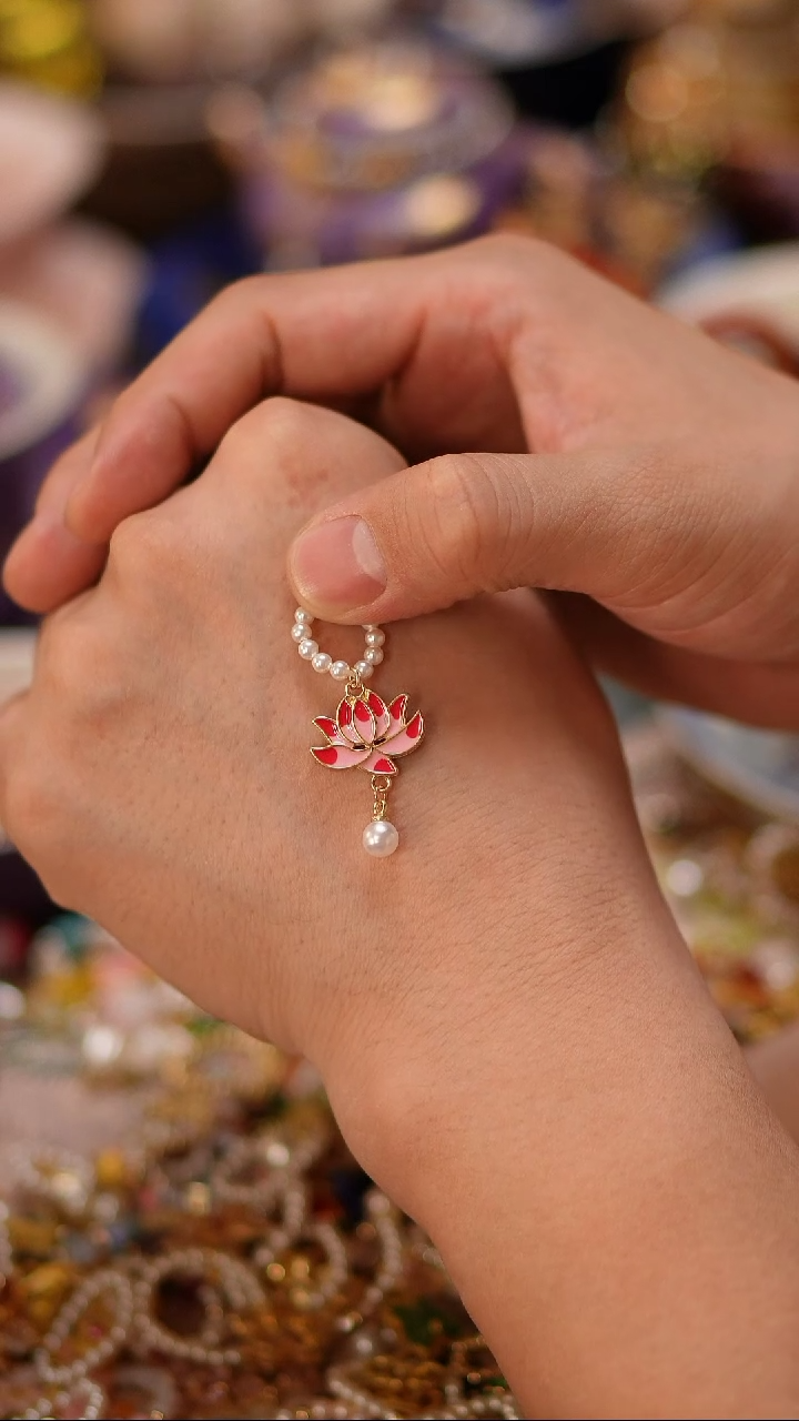 摆件提溜提溜提溜提溜提溜