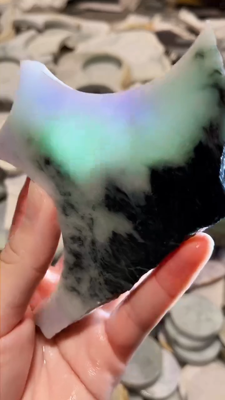 【闪购商品】翡翠颈饰未镶嵌A货白谭1882