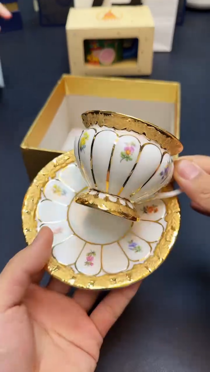 【闪购商品】瓷片全新正品一件不留@@H194