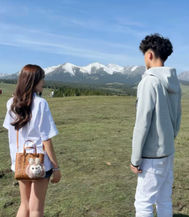 经典网红菜篮子托特 潮流斜跨购物袋单肩包