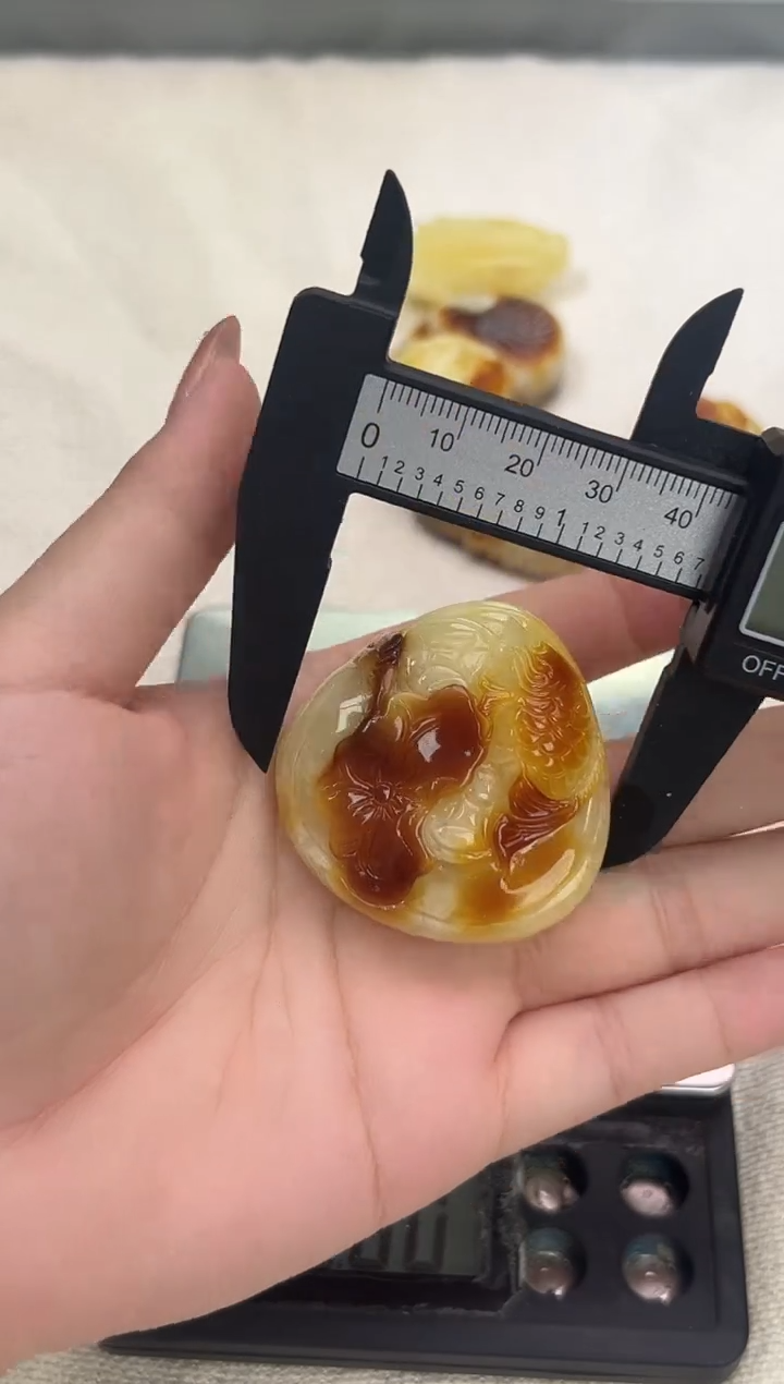 裸石琥珀未镶嵌琥珀蜜蜡吊坠