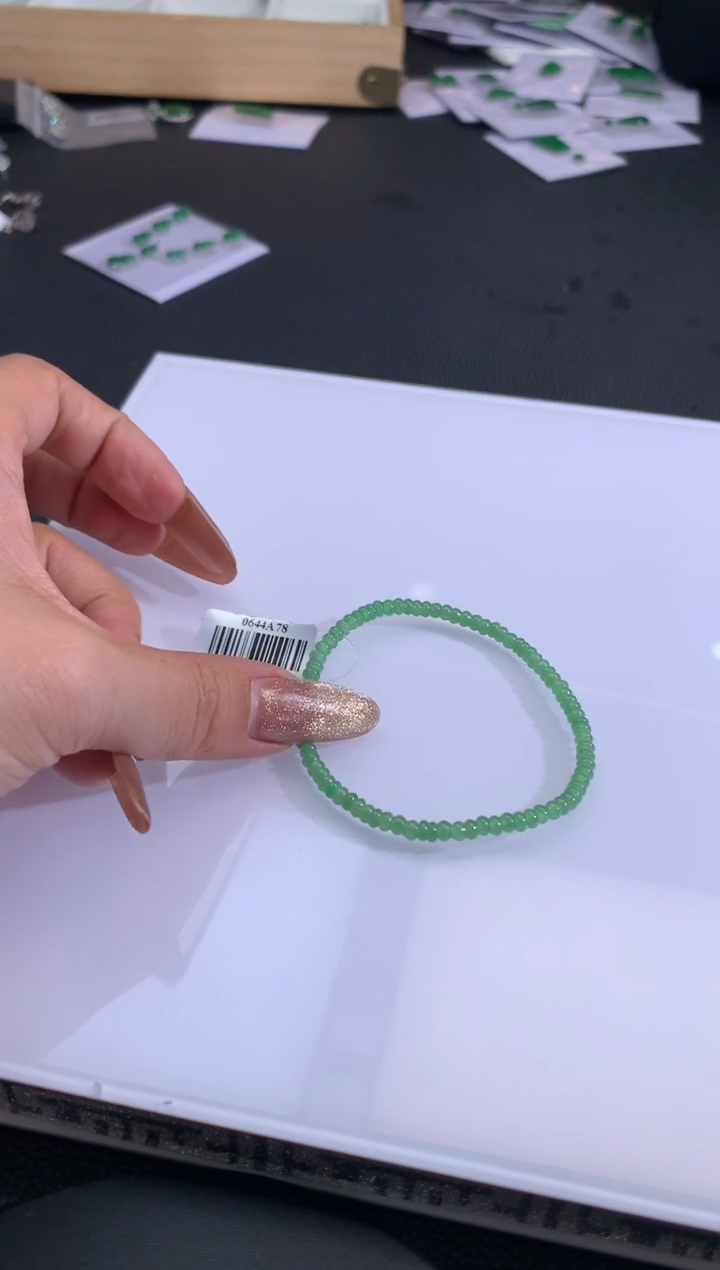 【闪购商品】定制翡翠未镶嵌翡翠