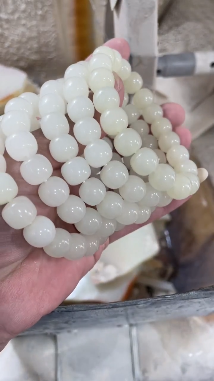 11mm×10mm左右老型珠串发一条