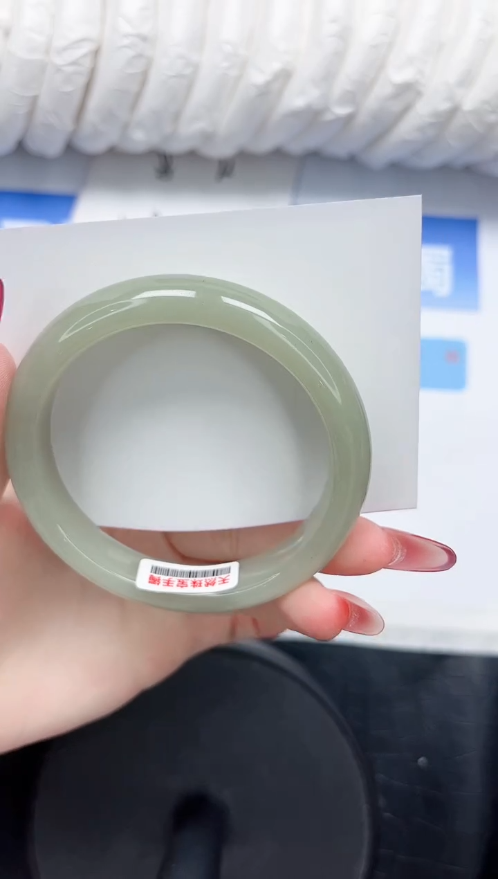 石英质玉手镯未镶嵌90-58