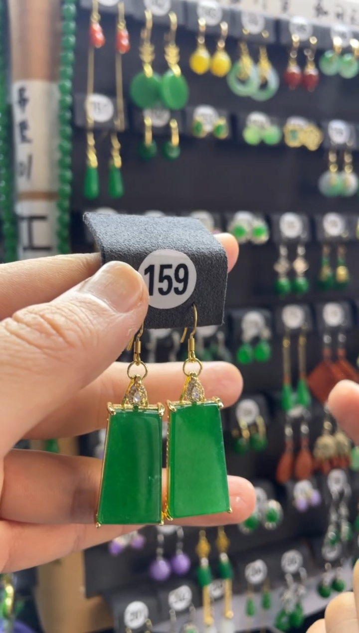 【闪购商品】翡翠颈饰银S925镶嵌159....