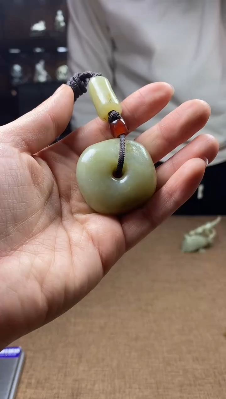 【闪购商品】和田玉颈饰未镶嵌1