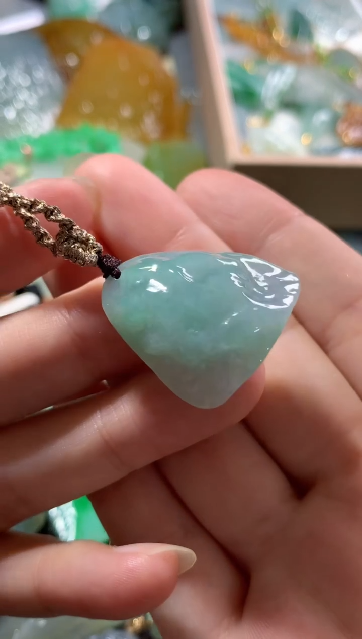 翡翠未镶嵌吊坠(不含链)吊坠