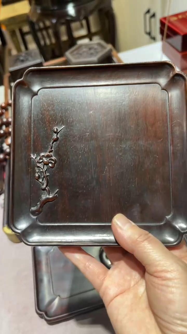 红酸枝木类精品木雕盘精工细作其一