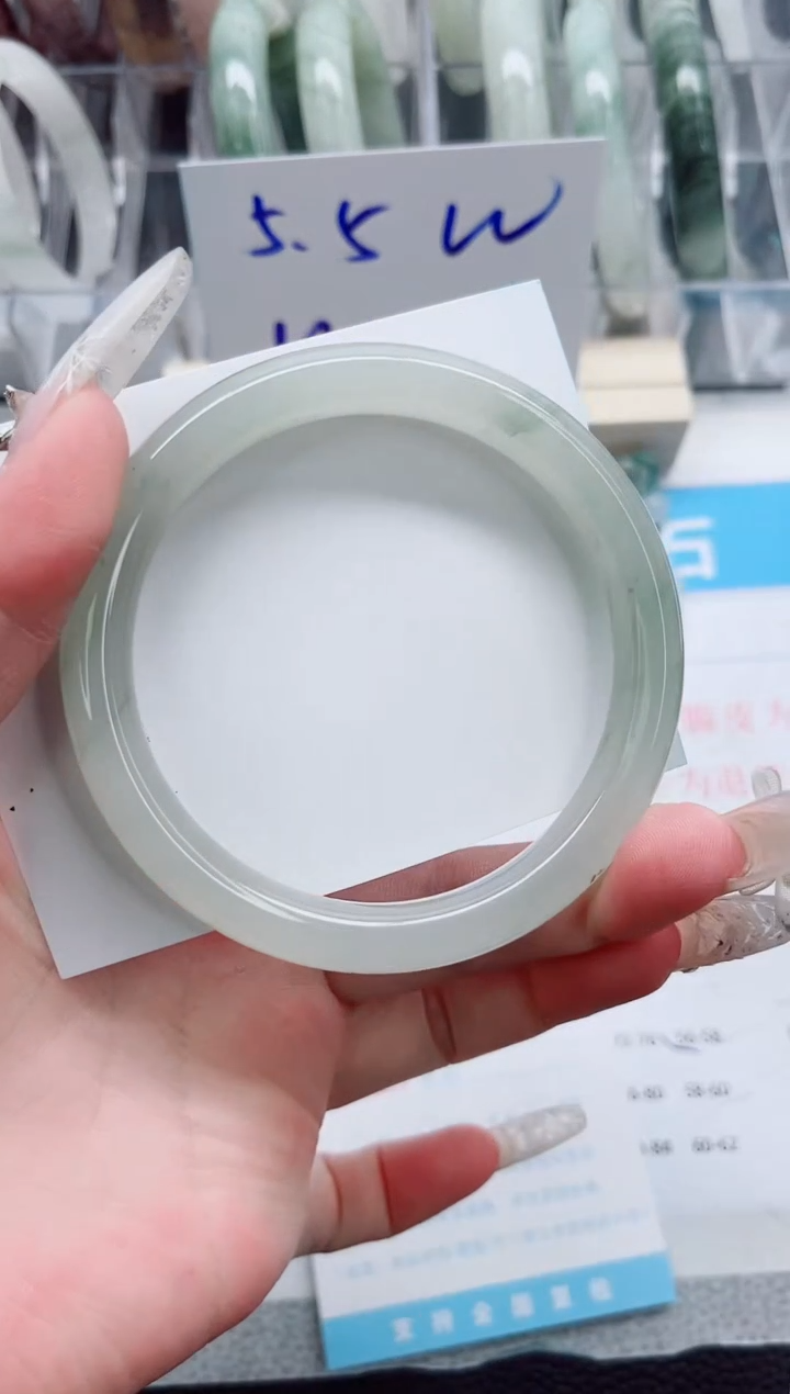 【闪购商品】石英质玉手镯未镶嵌A202-63