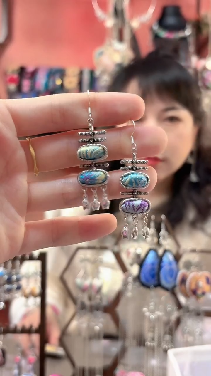 织绣 云织谣民族风精美饰品   90