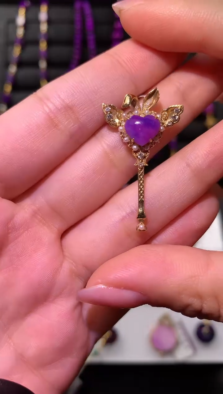 【闪购商品】苏纪石（舒俱来）.18K金镶嵌舒俱来吊坠