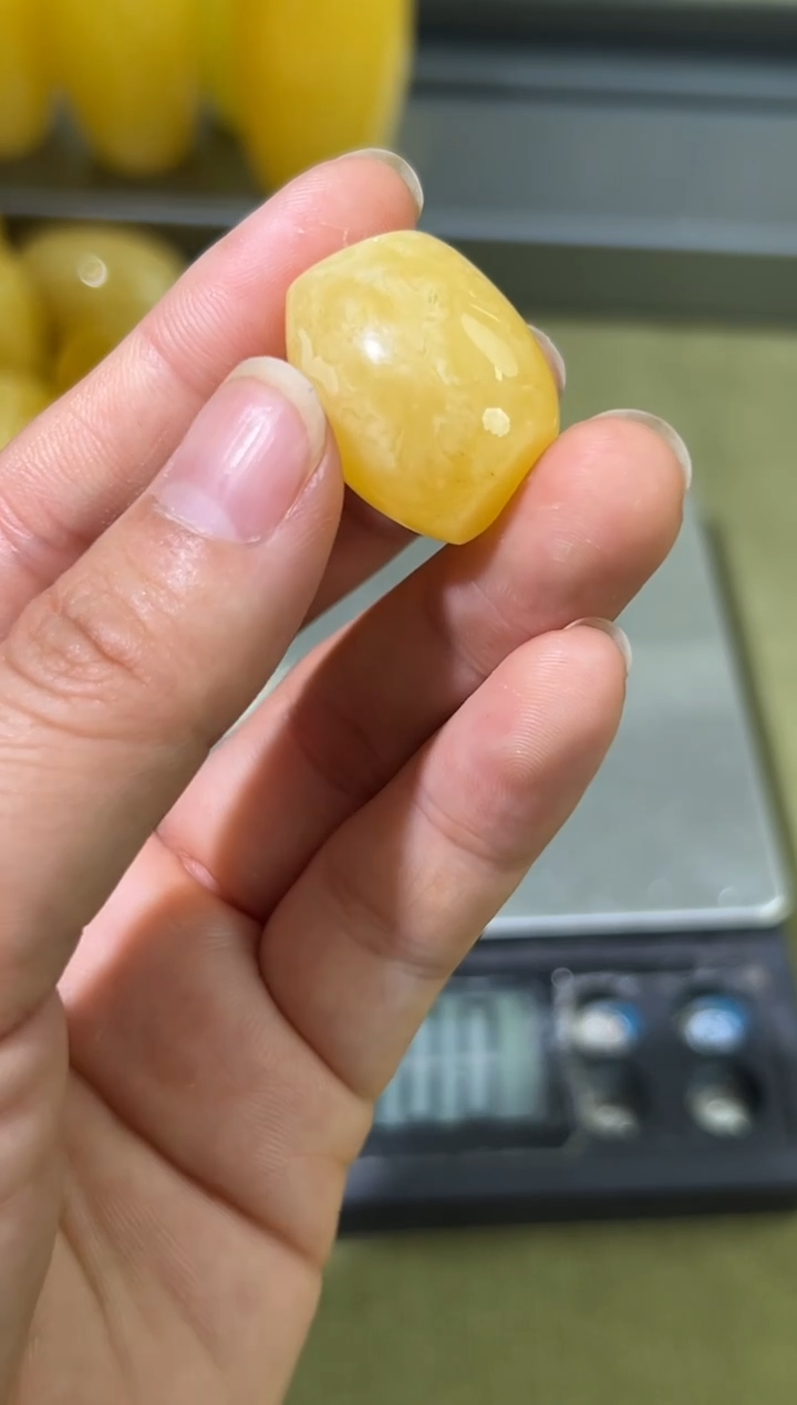 裸石琥珀未镶嵌琥珀蜜蜡吊坠