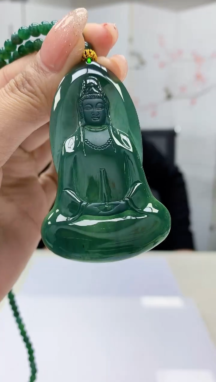 【闪购商品】定制翡翠未镶嵌5152MM-毛货挂件96赠珠链