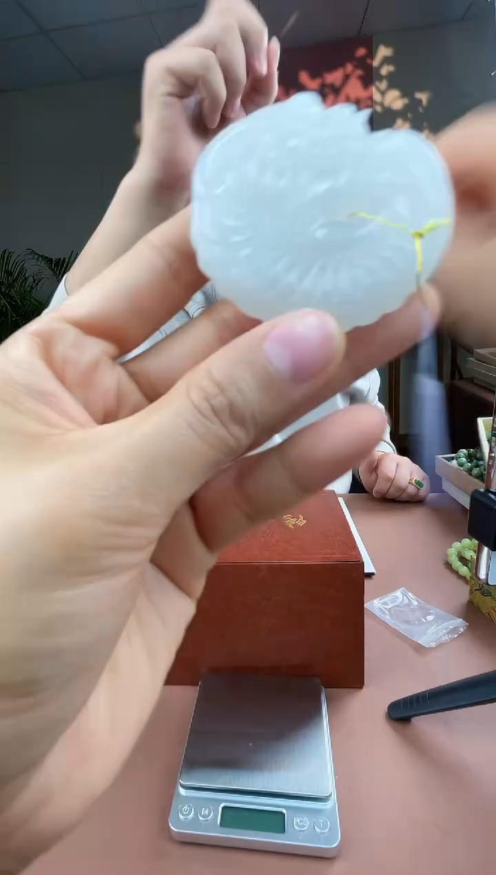 颈饰未镶嵌和田玉a48