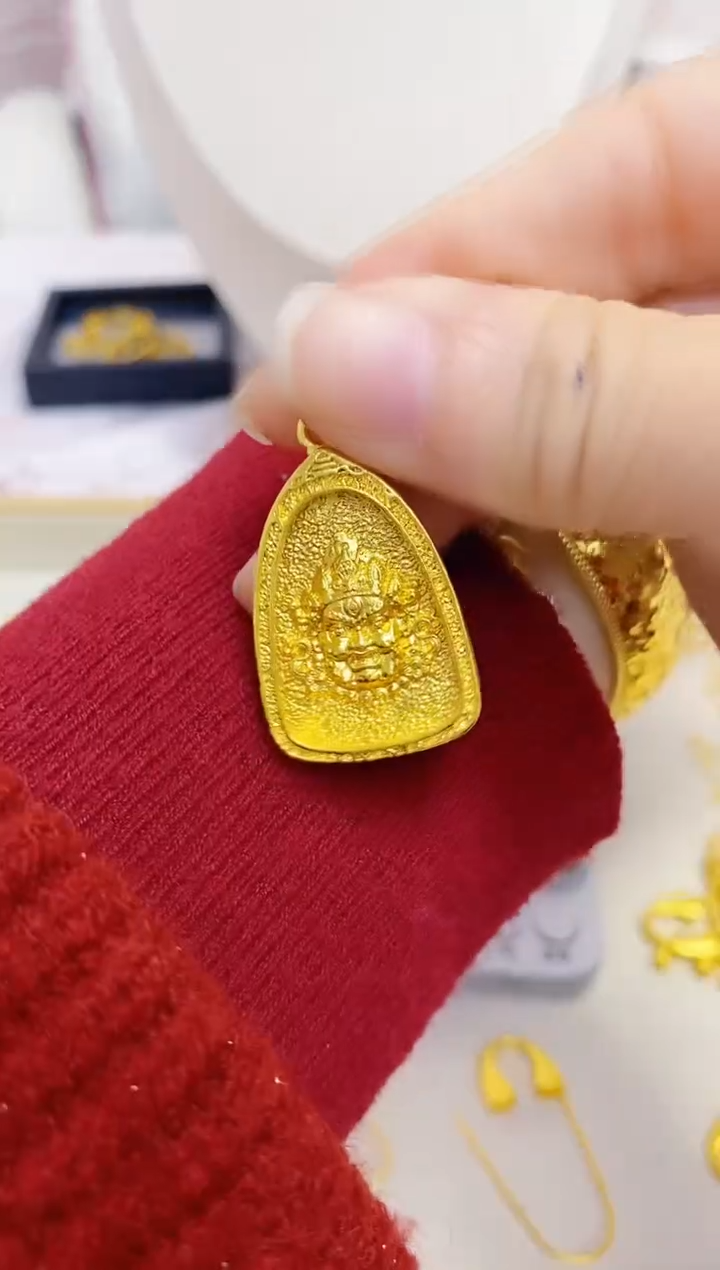 合金无078黄财神吊坠