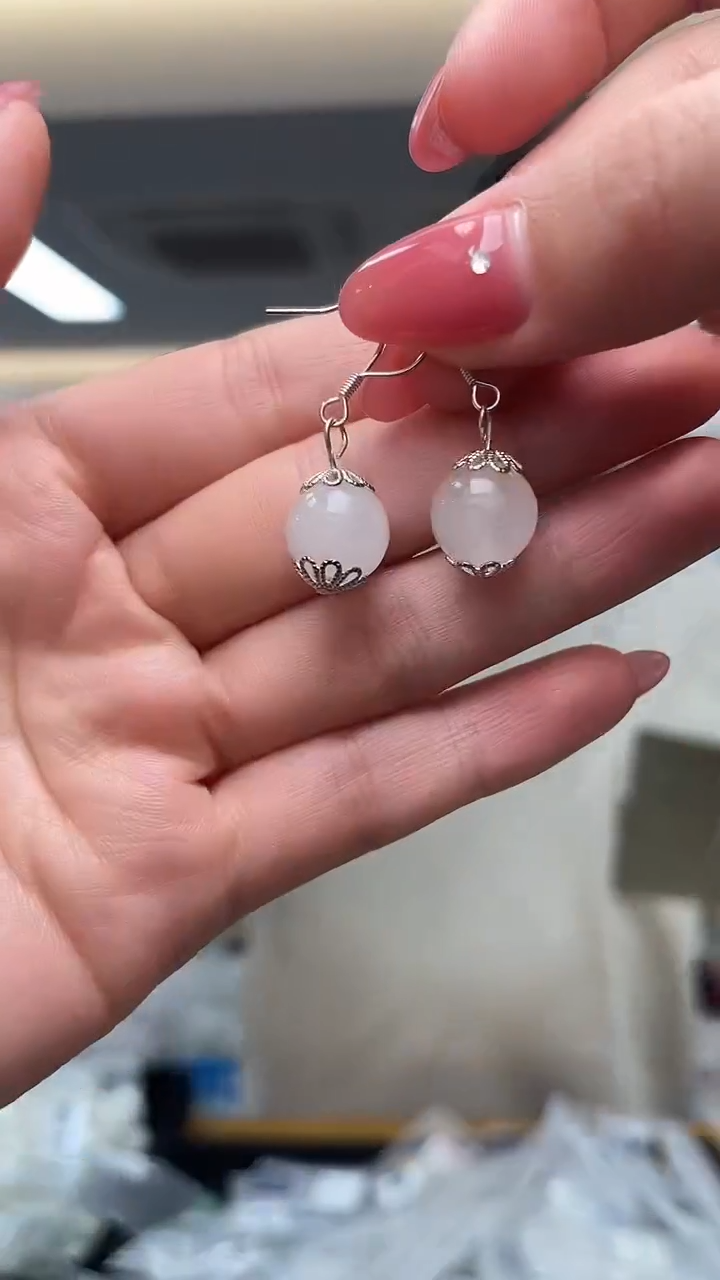 未镶嵌和田玉耳饰（多样性发一件）