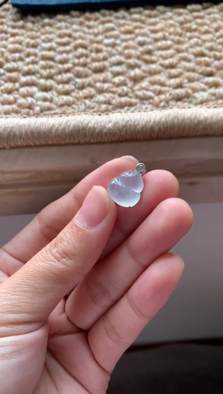 【闪购商品】翡翠18K金镶嵌吊坠(不含链)葫芦