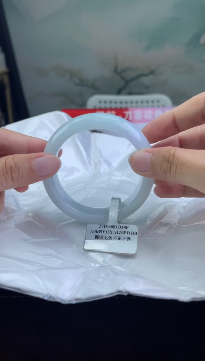 翡翠手镯未镶嵌3翡翠手镯