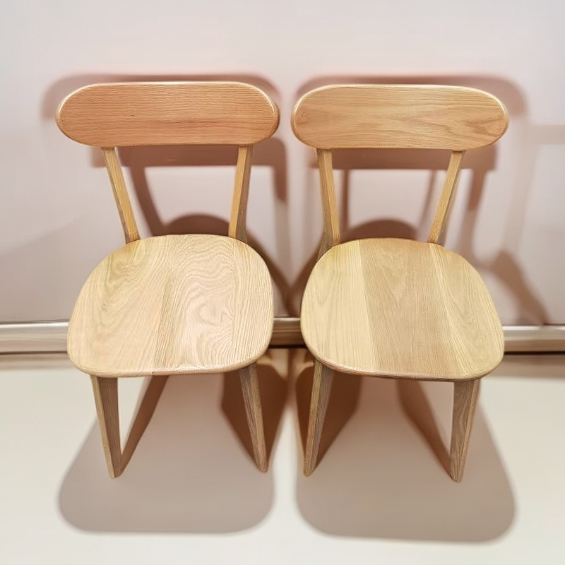 两把起发瑕疵特价交叉椅组装款餐椅北欧简约书桌椅交叉椅餐厅