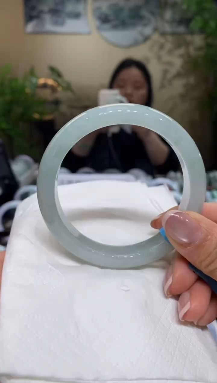 【闪购商品】翡翠手镯未镶嵌翡翠