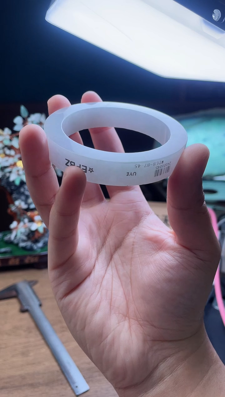 【闪购商品】定制翡翠手镯未镶嵌定制