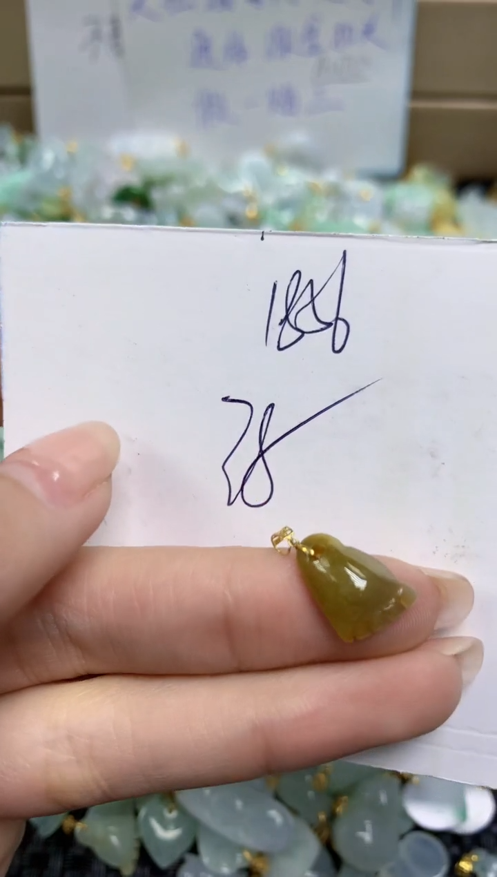 【闪购商品】翡翠颈饰18K金镶嵌天然缅甸A货翡翠