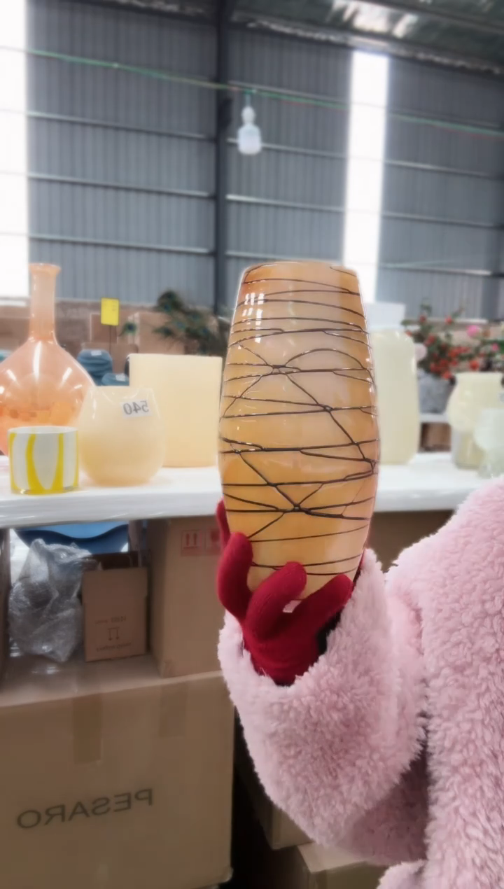 248直播玻璃花瓶