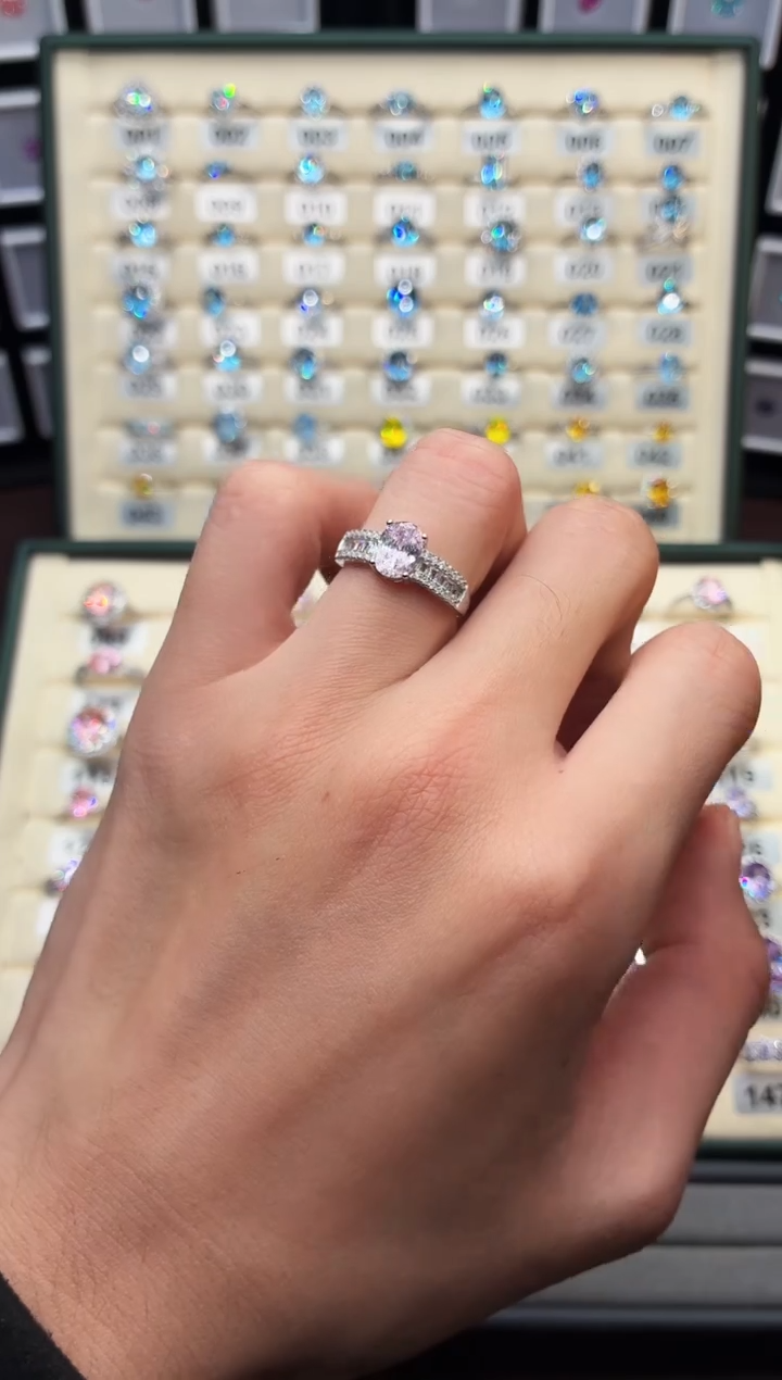 银S925镶嵌戒指绿柱石（摩根石）111