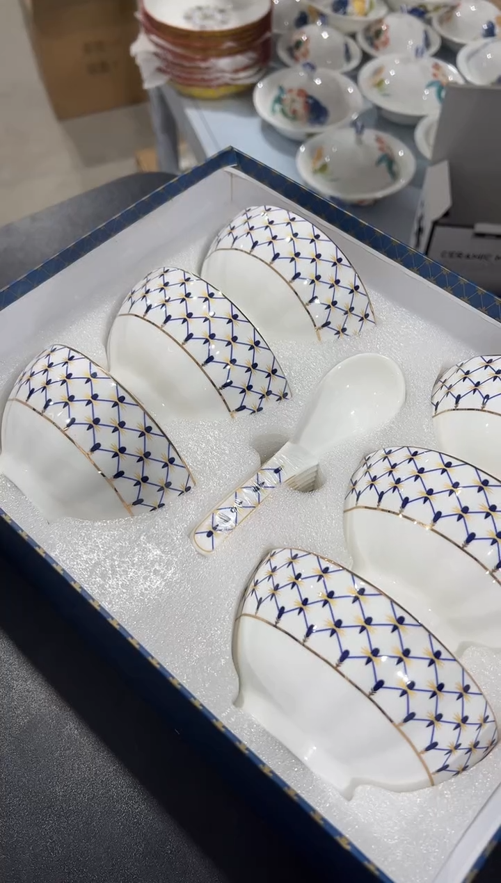 杯子骨瓷（原盒）六碗六勺