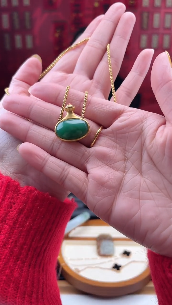 【闪购商品】翡翠颈饰18K金镶嵌吊坠