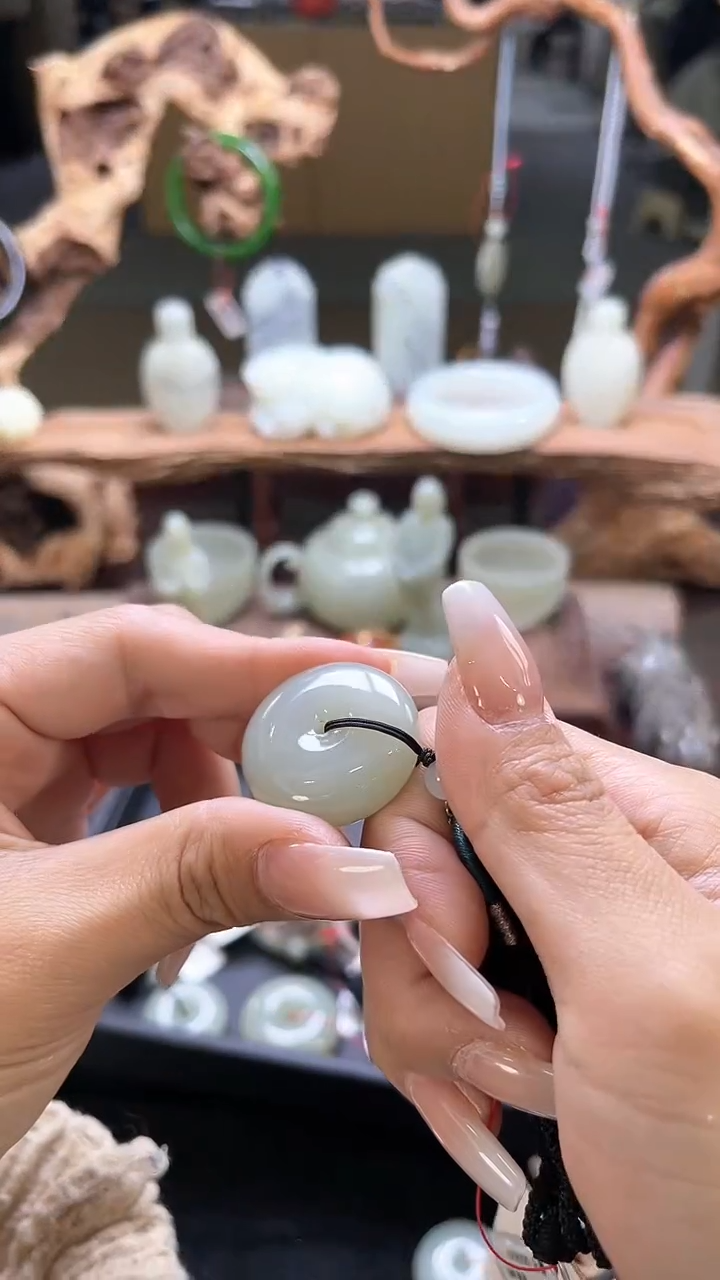 【闪购商品】和田玉吊坠未镶嵌且末迪克兰平安扣9004167